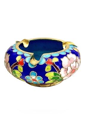 Vintage China Bronze Cloisonne Enamel Flower Dynasty Palace Regis Ashtray